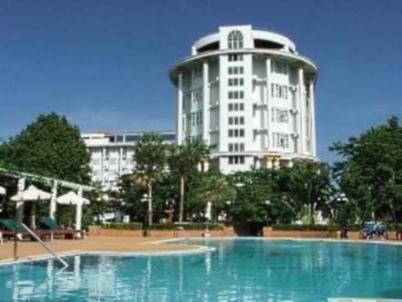 Hermitage Hotel Korat-Sha Nakhonratcsaszima Kültér fotó