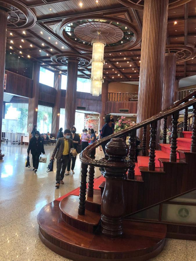 Hermitage Hotel Korat-Sha Nakhonratcsaszima Kültér fotó