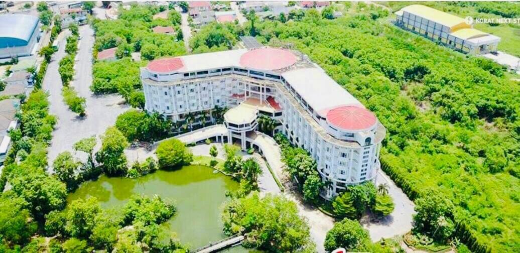 Hermitage Hotel Korat-Sha Nakhonratcsaszima Kültér fotó