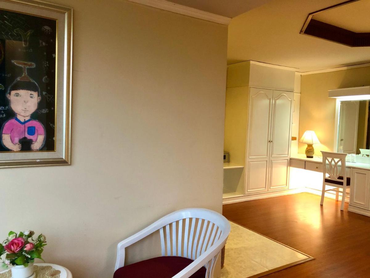 Hermitage Hotel Korat-Sha Nakhonratcsaszima Kültér fotó