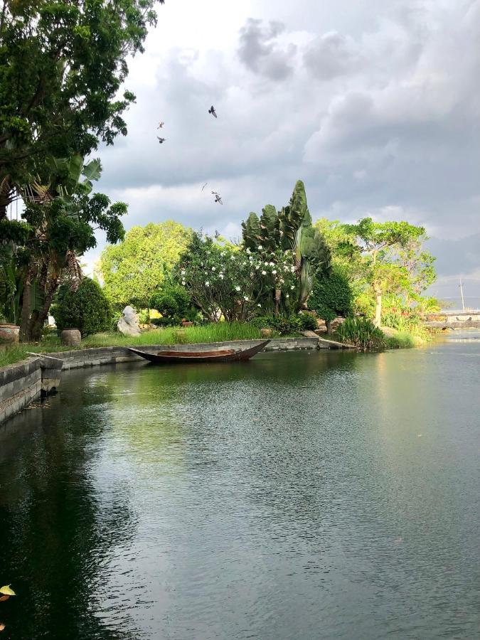 Hermitage Hotel Korat-Sha Nakhonratcsaszima Kültér fotó