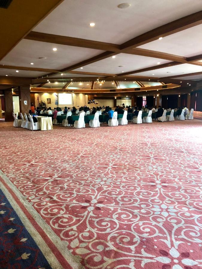 Hermitage Hotel Korat-Sha Nakhonratcsaszima Kültér fotó