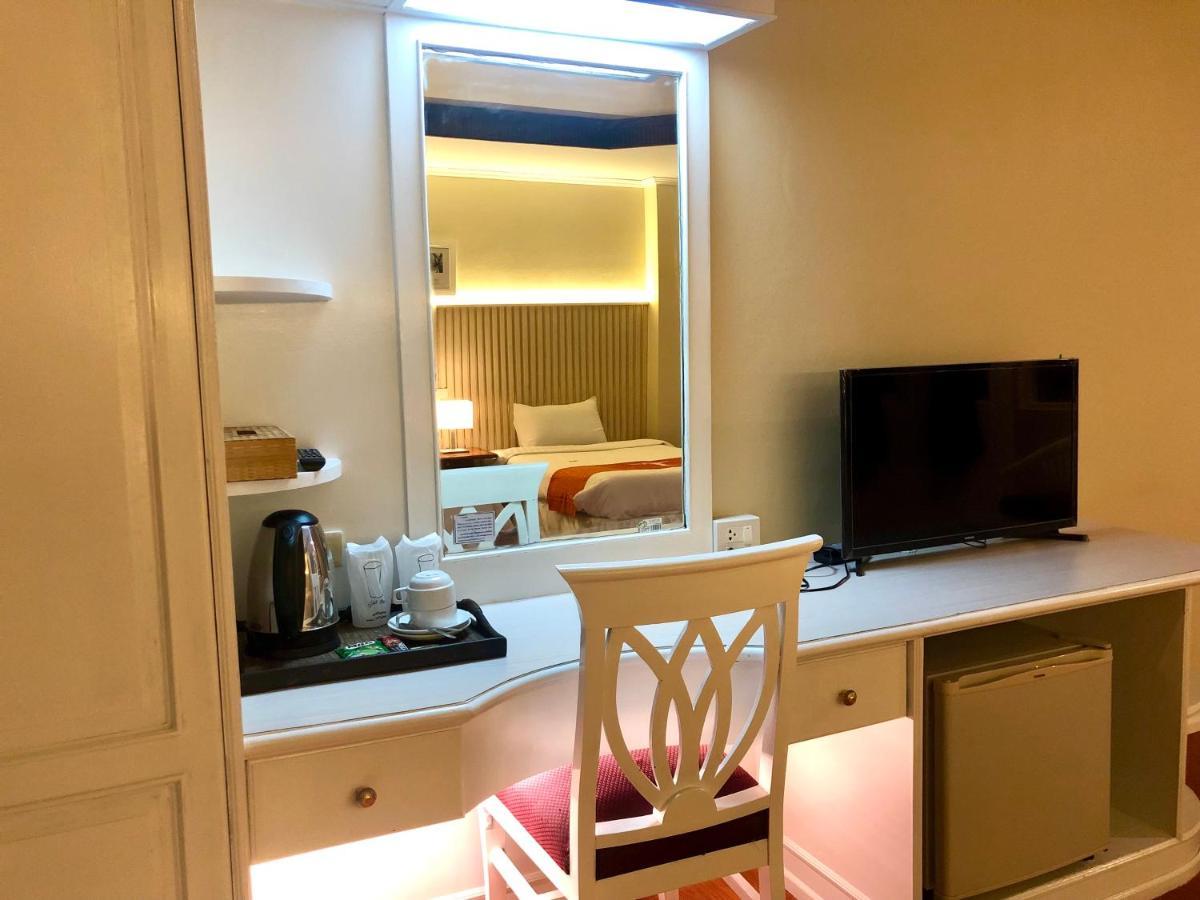 Hermitage Hotel Korat-Sha Nakhonratcsaszima Kültér fotó